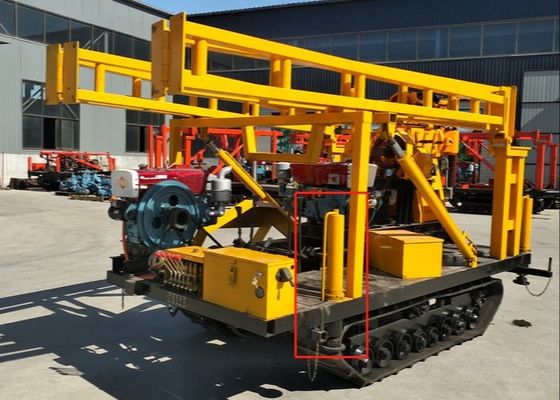 GK 200 ประสิทธิภาพการเจาะสูง 180 m เครื่องเจาะที่ติดกับเครือข่าย Crawler สําหรับเจาะน้ํา