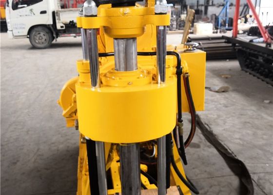 ความลึก 100 เมตร สีเหลือง จีโอเทคนิคเจาะ Rig กับ 42 มิลลิเมตร สต๊อด BW160 ปั๊ม