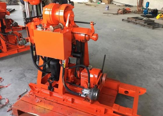 GK 200 เครื่องยนต์ดีเซลพลังงาน เครื่องเจาะดิน 22kw พลังงานด้วยเครื่องยนต์ดีเซล / ไฟฟ้า