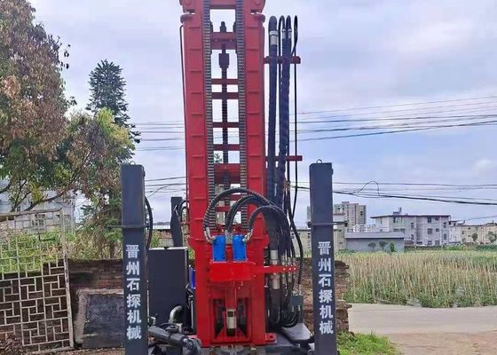 ST 200 เมตร ชิคาโก้ นิวเมติก เจาะแท่นขุดเจาะ เส้นผ่าศูนย์กลางที่กำหนดเอง เครื่องยนต์ดีเซลขนาดใหญ่